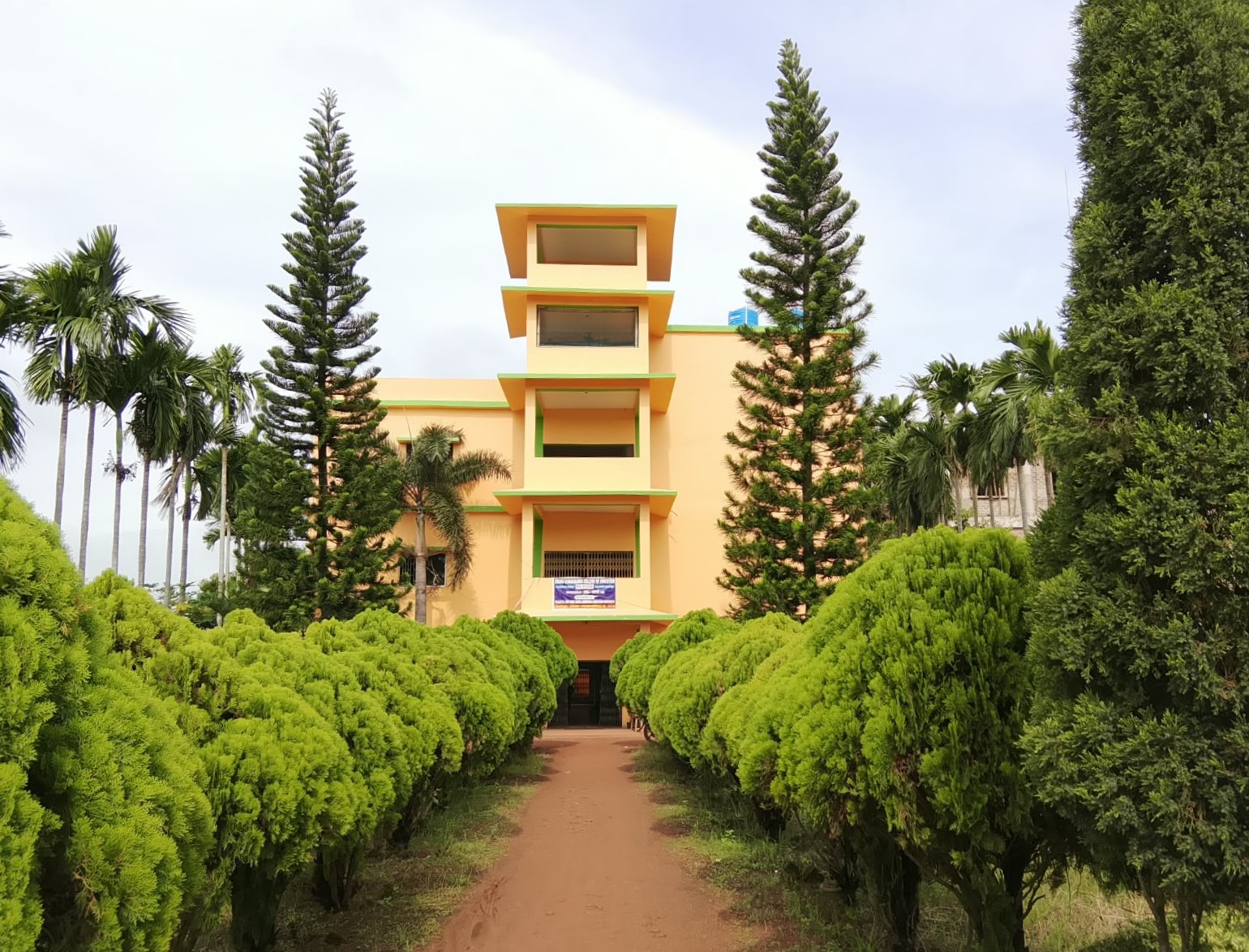 Swami Vivekananda College of Education Campus Building
